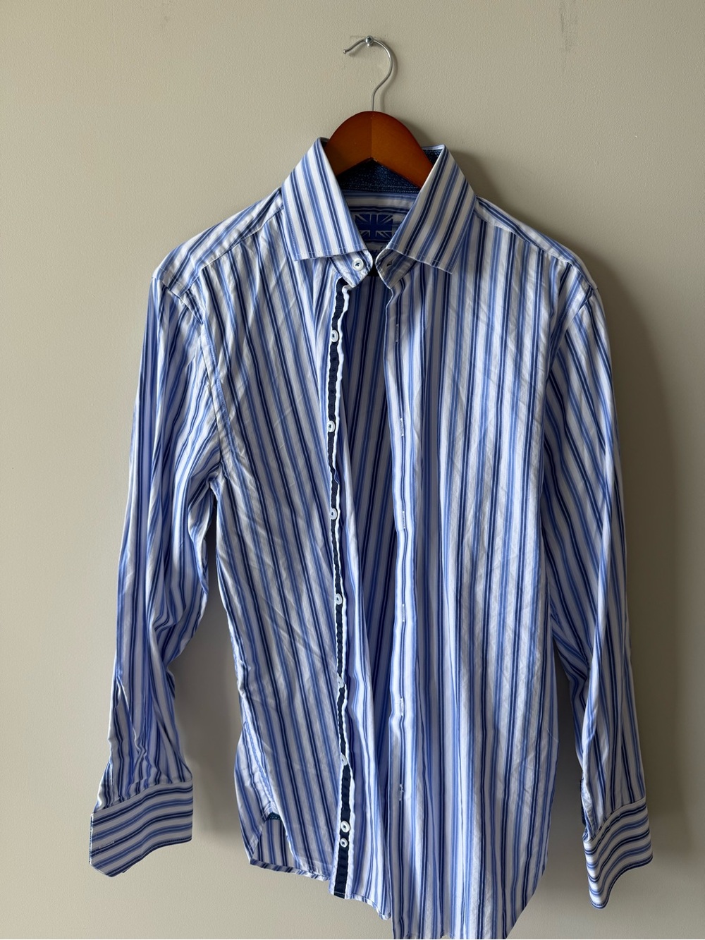 Michelsons Men's Blue and White Striped Dress Shirt medium